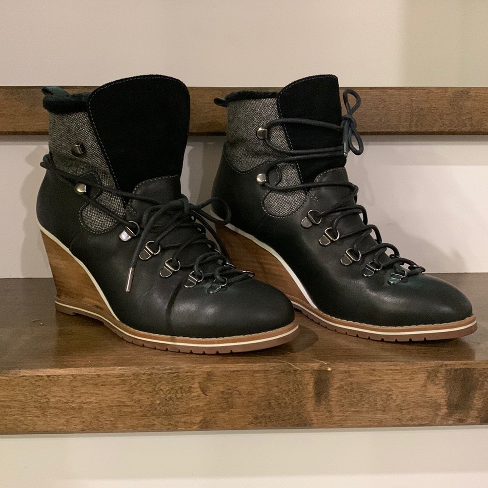 Leather Suede & Merino Wool Wedge Ankle Boot Emu Australia